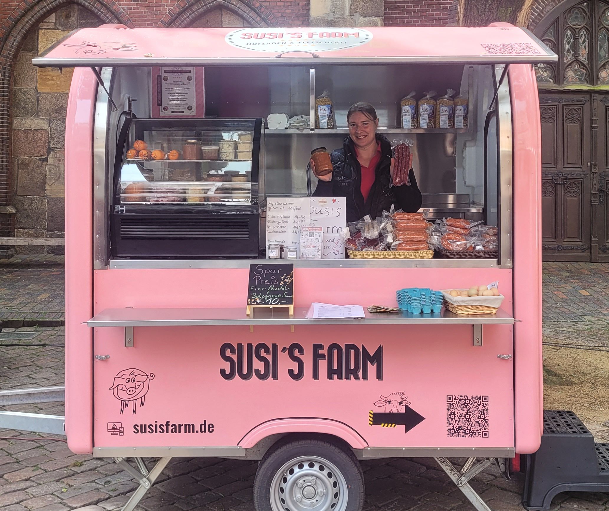 20240611 Verkaufsstand Susis Farm auf dem Rathausmarkt Foto Stadt Oldenburg